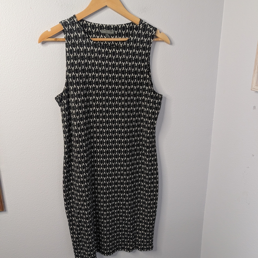 Vince Camuto Black & White‎ Sleeveless Sheath Dress | Size M